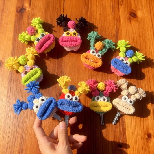 Handmade Crochet Funny Big Mouth Sausage Key Cover, Cute Ugly Kawaii Key Holder, Yarn Knitted Keychain Bag Charm Phone Charm Gift
