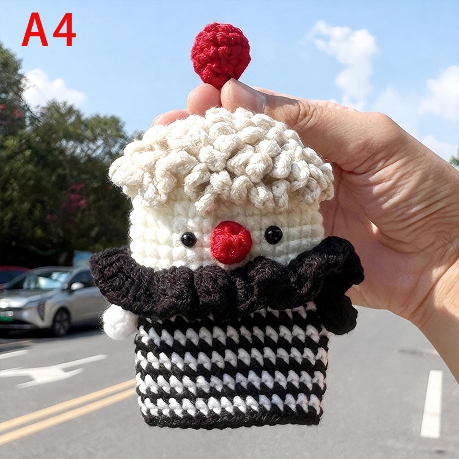 Hand Crochet Cartoon Sausage Lips Car Key Cover, Cute Ugly Bag Charm, Cute Knitted Key Protector,Funny Keychain Bag Charm Gift for Her Him